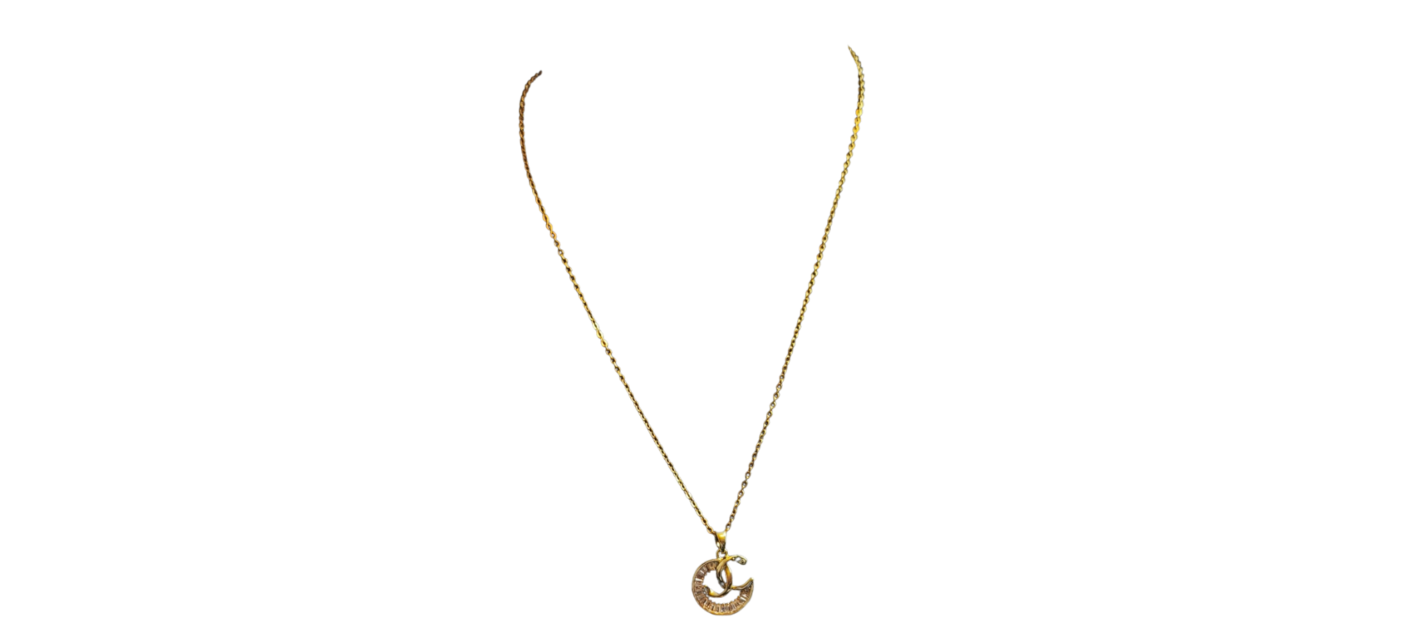 Collar Dorado Elegancia CC – Edición Clásica con Brillantes