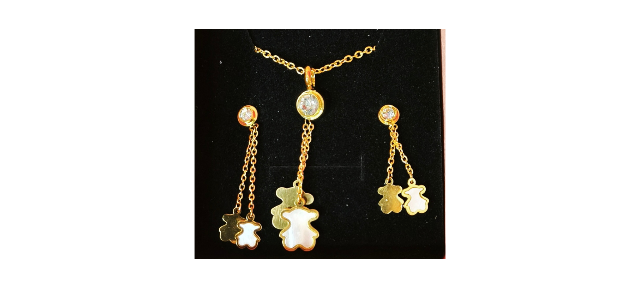 Set Collar y Aros Osito Colgante con Detalle Nácar ✨🐻